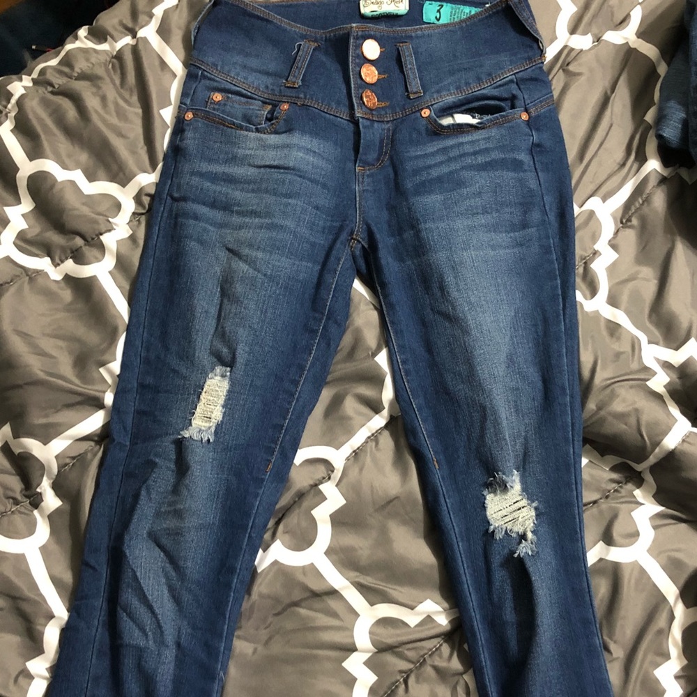 Jeans
